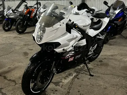 Hyosung  Comet GT250 2013 года за 1 500 000 тг. в Алматы