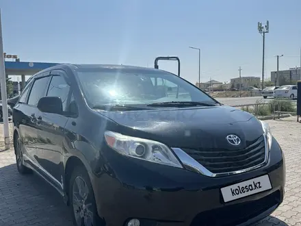 Toyota Sienna 2014 года за 13 000 000 тг. в Актау – фото 2