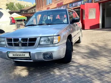 Subaru Forester 2000 года за 3 300 000 тг. в Алматы – фото 2