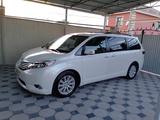 Toyota Sienna 2015 годаfor13 000 000 тг. в Алматы