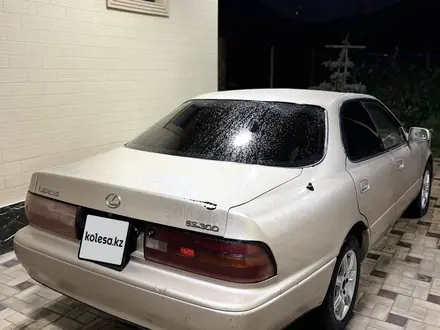 Lexus ES 300 1994 года за 1 900 000 тг. в Тараз – фото 5