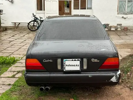 Nissan Cedric 1991 года за 1 700 000 тг. в Алматы – фото 3