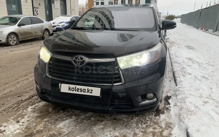 Toyota Highlander 2014 года за 14 500 000 тг. в Астана