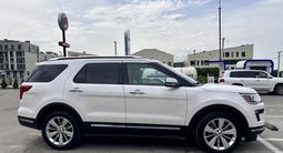 Ford Explorer 2018 года за 14 400 000 тг. в Алматы – фото 4