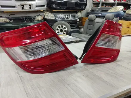 ЗАДНИЙ ФОНАРЬ ФОНАРИ W204 W209 W638 W639 за 40 000 тг. в Астана – фото 6