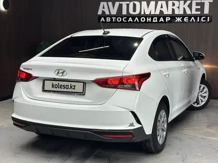 Hyundai Accent 2021 года за 6 500 000 тг. в Актобе – фото 3