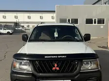Mitsubishi Montero Sport, 2001