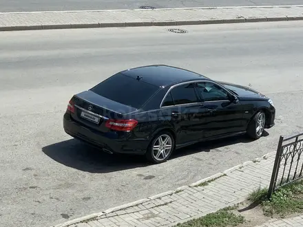 Mercedes-Benz E 200 2011 года за 7 350 000 тг. в Астана – фото 5