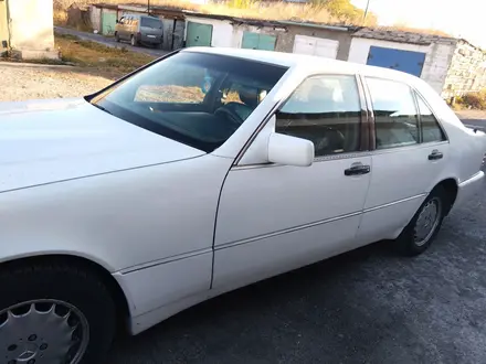 Mercedes-Benz S 300 1994 года за 2 500 000 тг. в Караганда – фото 2