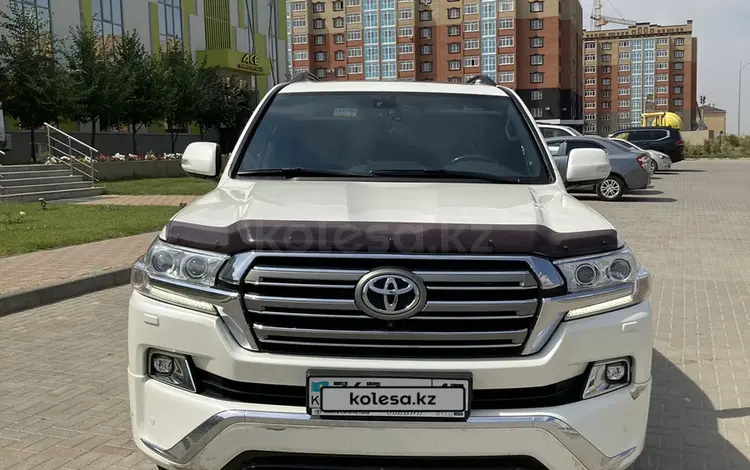 Toyota Land Cruiser 2017 года за 35 000 000 тг. в Актобе