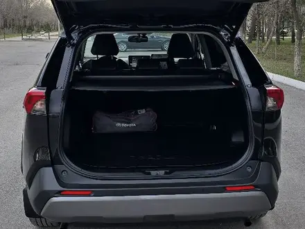 Toyota RAV4 2019 года за 14 700 000 тг. в Караганда – фото 8