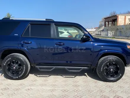 Toyota 4Runner 2018 года за 14 000 000 тг. в Актау – фото 6