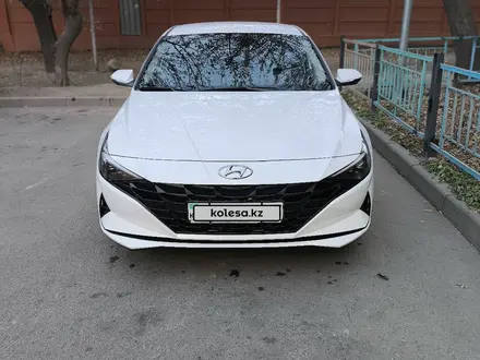 Hyundai Elantra 2023 года за 11 000 000 тг. в Алматы – фото 3