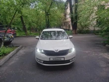 Skoda Rapid 2014 года за 4 300 000 тг. в Алматы