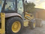 Komatsu  WB93R-5 2014 года за 22 500 000 тг. в Костанай – фото 5