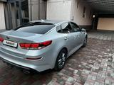 Kia Optima 2018 года за 8 500 000 тг. в Алматы – фото 4