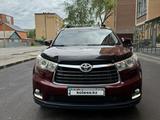 Toyota Highlander 2014 годаүшін14 500 000 тг. в Астана