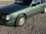 Mercedes-Benz E 280 1995 года за 5 000 000 тг. в Караганда