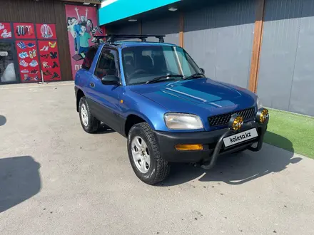 Toyota RAV4 1995 года за 2 450 000 тг. в Алматы