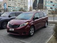 Toyota Sienna 2011 годаfor7 000 000 тг. в Актау