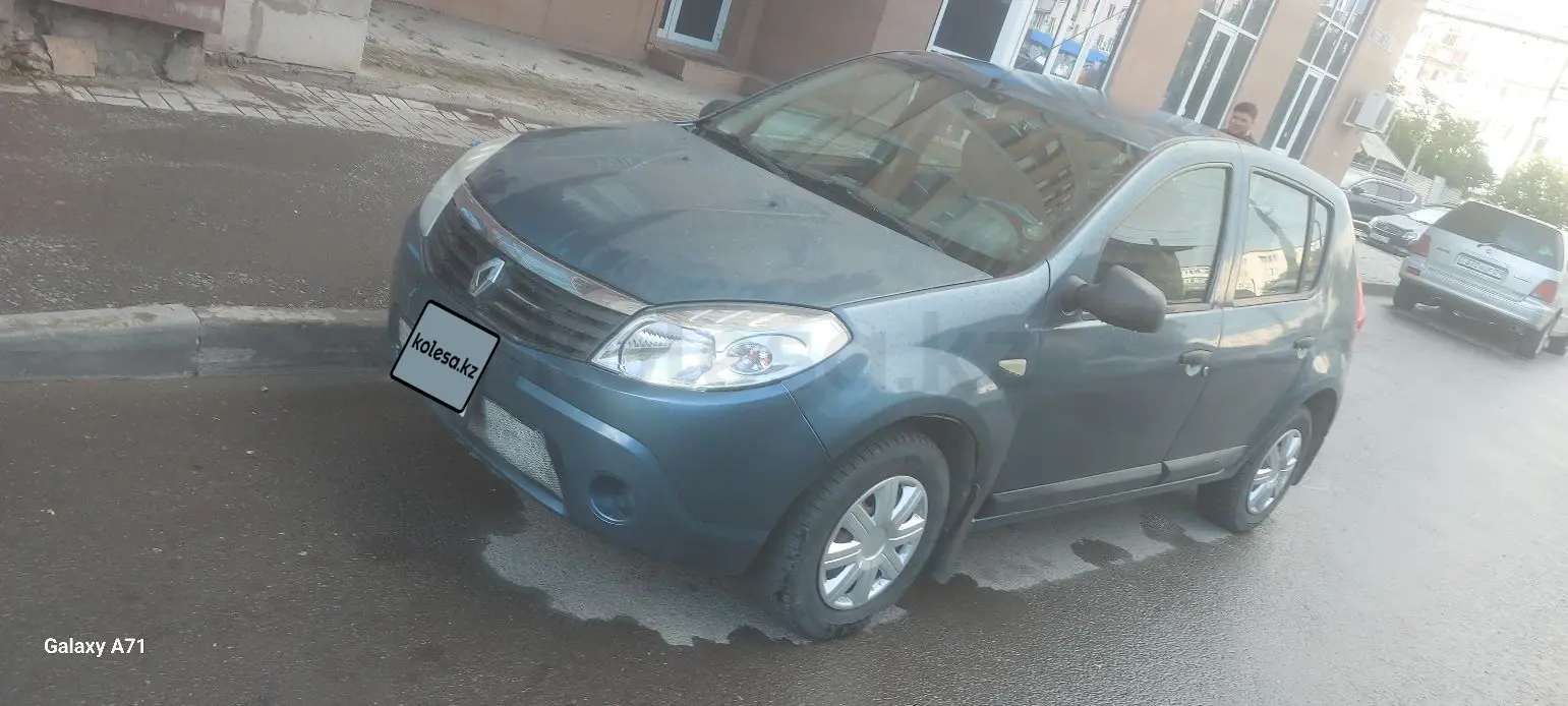 Renault Sandero, 2013