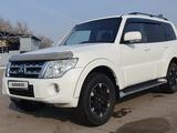 Mitsubishi Pajero 2011 годаүшін12 400 000 тг. в Алматы – фото 2