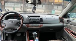 Toyota Camry 2004 годаүшін3 900 000 тг. в Алматы – фото 5