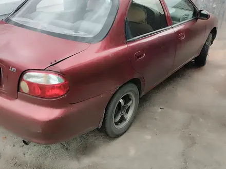 Kia Sephia 1998 года за 700 000 тг. в Талдыкорган – фото 2