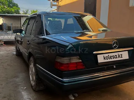 Mercedes-Benz E 280 1995 года за 2 500 000 тг. в Туркестан – фото 5