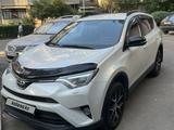 Toyota RAV4 2019 года за 13 200 000 тг. в Алматы