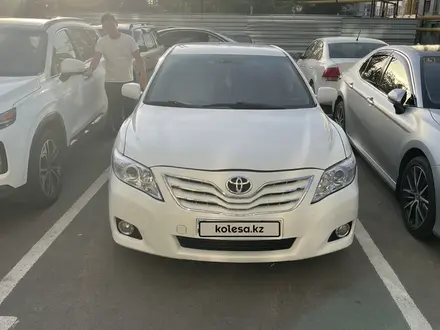 Toyota Camry 2009 года за 5 300 000 тг. в Алматы