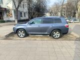 Toyota Highlander 2012 года за 14 000 000 тг. в Шу – фото 4