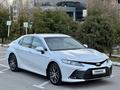 Toyota Camry 2023 годаүшін19 300 000 тг. в Шымкент