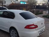 Skoda Superb 2012 года за 3 500 000 тг. в Актау – фото 4