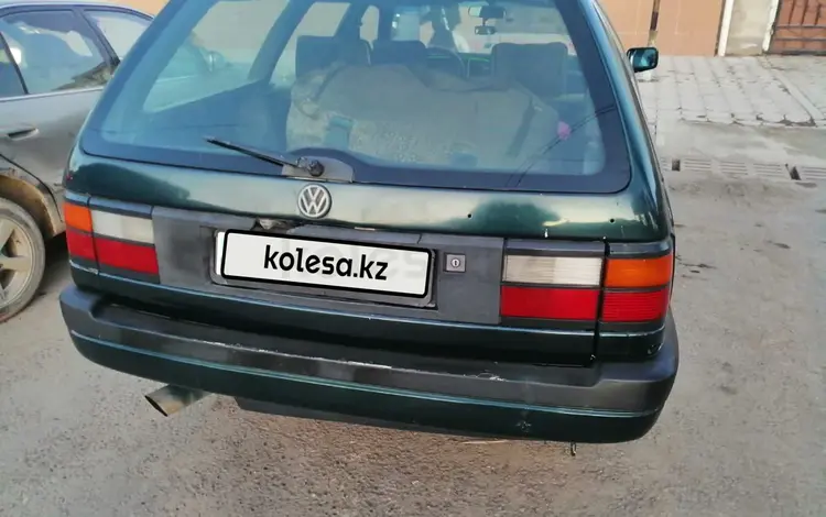 Volkswagen Passat 1993 годаүшін1 000 000 тг. в Тараз