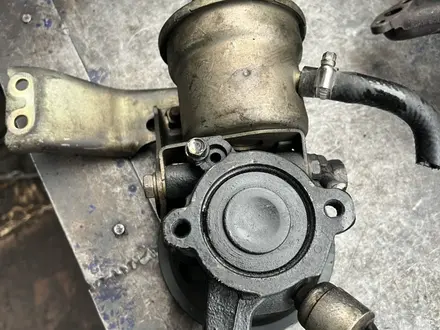 Привозной оригинал ГУР насос 4A/7A TOYOTA за 2 000 тг. в Алматы – фото 2