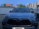 Toyota Highlander 2022 года за 30 000 000 тг. в Астана – фото 3
