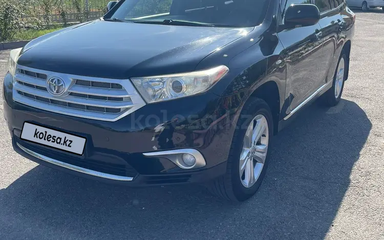 Toyota Highlander 2013 года за 13 000 000 тг. в Алматы