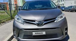Toyota Sienna 2018 года за 15 500 000 тг. в Алматы – фото 3