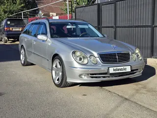 Mercedes-Benz E 240