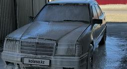 Mercedes-Benz E 260 1987 года за 1 500 000 тг. в Балхаш – фото 4