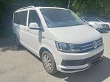 Volkswagen Caravelle 2017 года за 15 000 000 тг. в Усть-Каменогорск