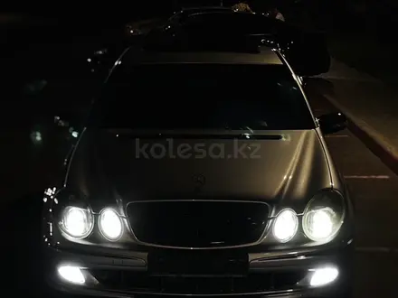 Mercedes-Benz E 350 2005 года за 6 000 000 тг. в Актау – фото 2