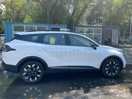 Kia Sportage 2022 года за 14 555 000 тг. в Алматы – фото 4