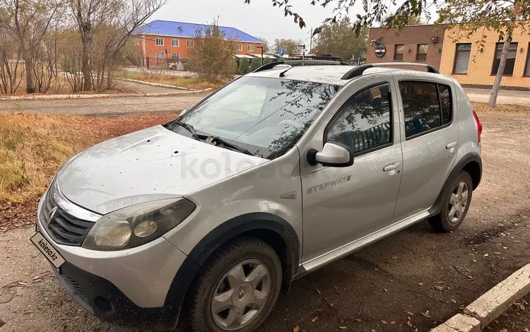 Renault Sandero 2014 года за 4 300 000 тг. в Актобе