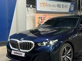 BMW 530 2023 года за 36 500 000 тг. в Алматы – фото 3