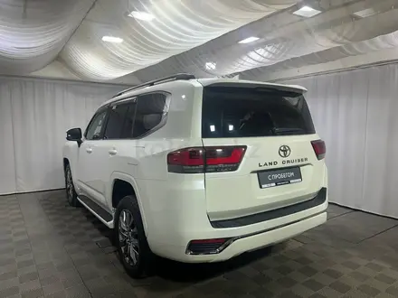 Toyota Land Cruiser Premium+ 2022 года за 47 400 000 тг. в Алматы – фото 2