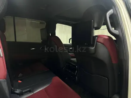 Toyota Land Cruiser Premium+ 2022 года за 47 400 000 тг. в Алматы – фото 7