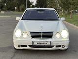 Mercedes-Benz E 55 AMG 2001 годаүшін8 000 000 тг. в Тараз – фото 2