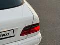 Mercedes-Benz E 55 AMG 2001 года за 8 000 000 тг. в Тараз – фото 10